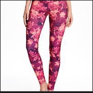 NWOT Navy Go Dry active yoga pants